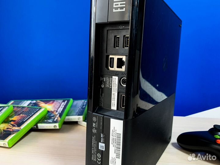 Игровая приставка Microsoft Xbox 360E 500Gb