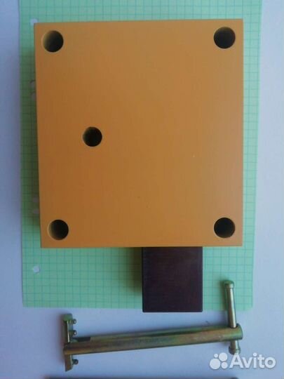 Замок гаражный