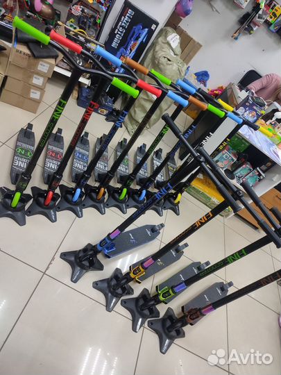 Самокат трюковый