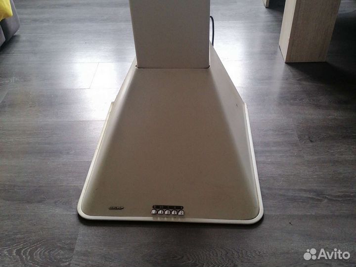 Вытяжка для кухни бу 60 см