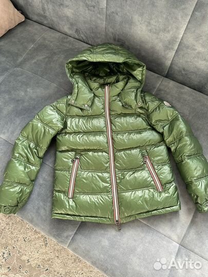 Пуховик moncler детский 140 см