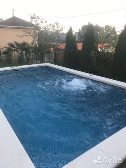 Сауна, теплый бассейн, зона барбекю, беседка