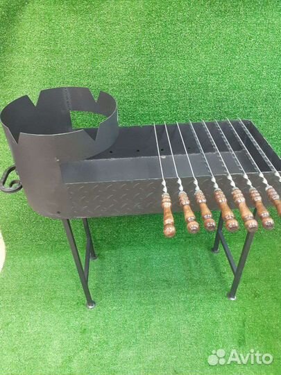 Мангал с подказанником, разборные ножки
