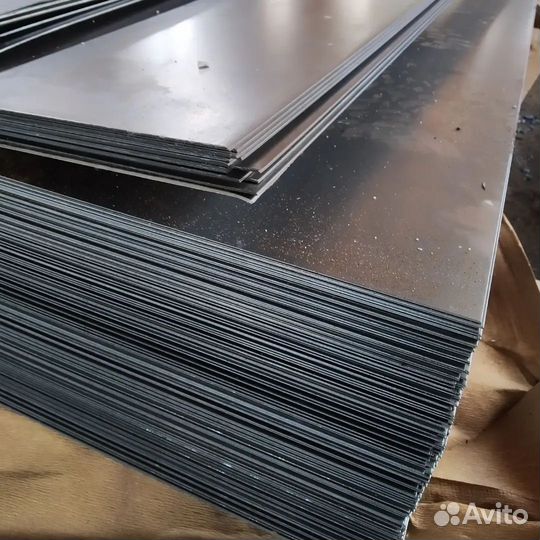 Лист стальной