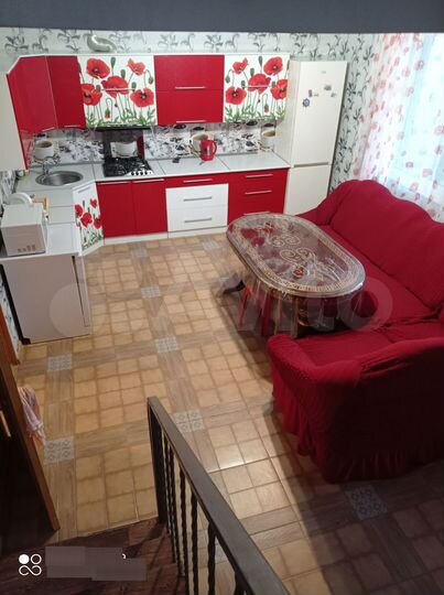 Дом 180 м² на участке 5 сот.