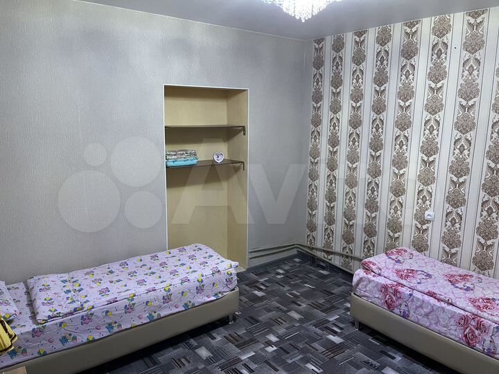 3-к. квартира, 64 м², 1/2 эт.