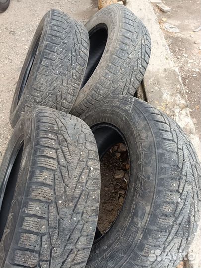 Nokian Tyres Hakkapeliitta 7 SUV 235/65 R17