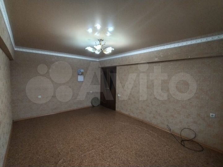 3-к. квартира, 84 м², 8/9 эт.