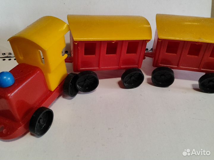 Игрушки СССР Паровозы завидные штамп цена