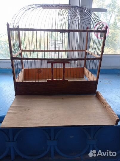 Клетка классическая деревянная