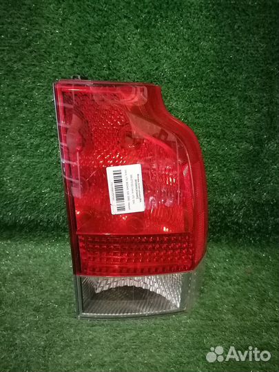 Фонарь задний правый 161038 нижний рест Volvo V70