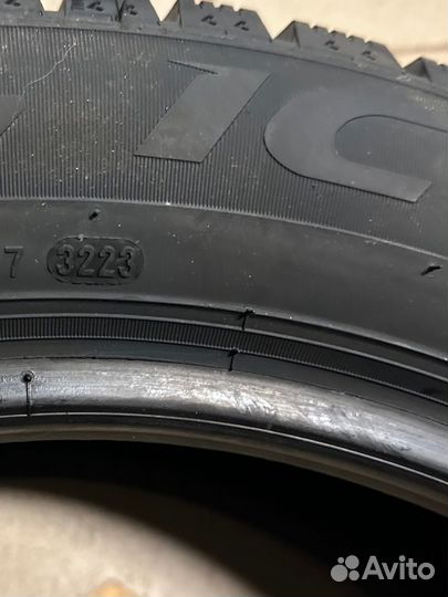 Pirelli Ice Zero 215/55 R18 99T