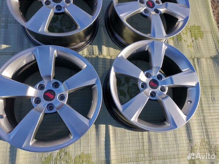Диски Subaru Impreza WRX STI как новые