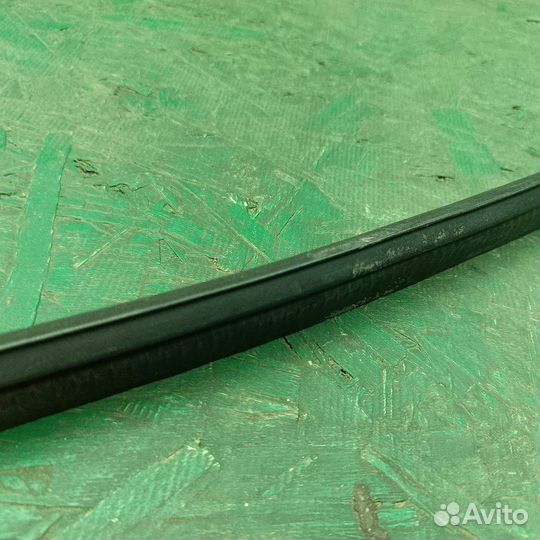 Уплотнитель багажника Mitsubishi ASX GA1W 2010