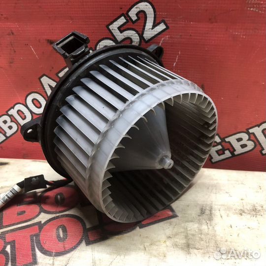 Моторчик печки Opel Astra J