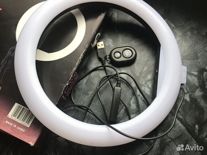 Кольцевая лампа со штативом