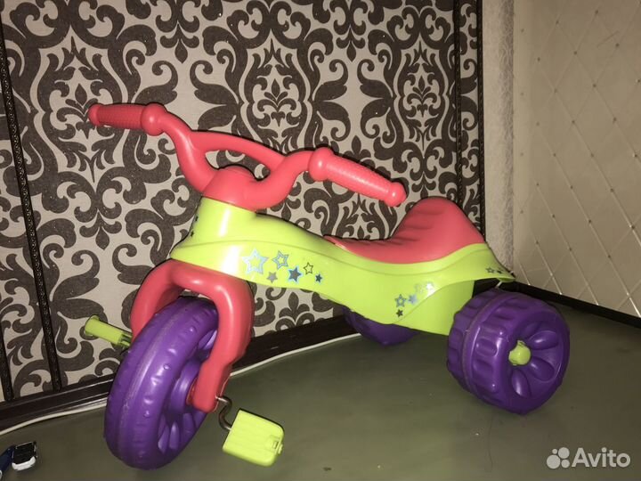 Трехколёсный велосипед