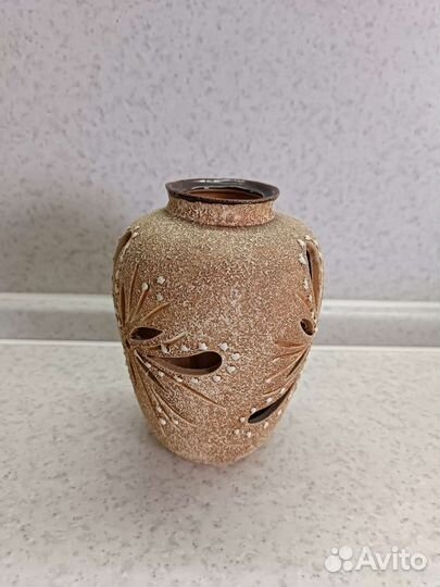 Керамическая ваза