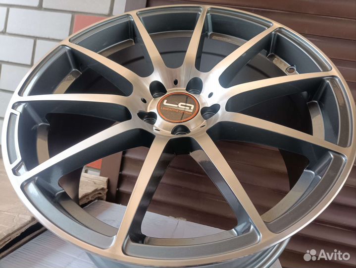 Новое литьё Legeartis r-19 (5x112) 4 шт
