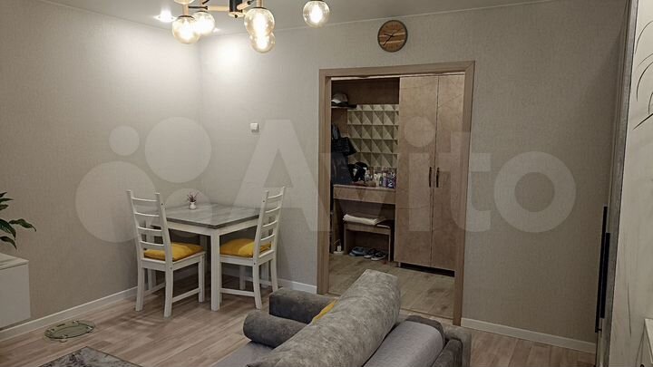 2-к. квартира, 53 м², 1/5 эт.