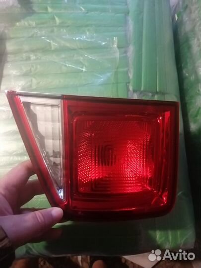 Фонарь задний правый внутренний Chevrolet Orlando
