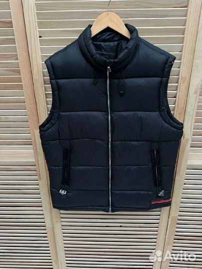 Жилетка мужская новая