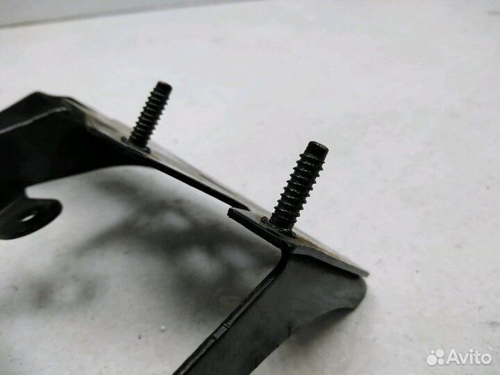 Кронштейн Skoda Octavia A5 2004-2013