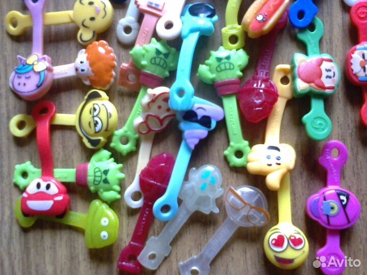 Стикерсы Скрепыши Магнита, бравлы Начивки Пятерочк