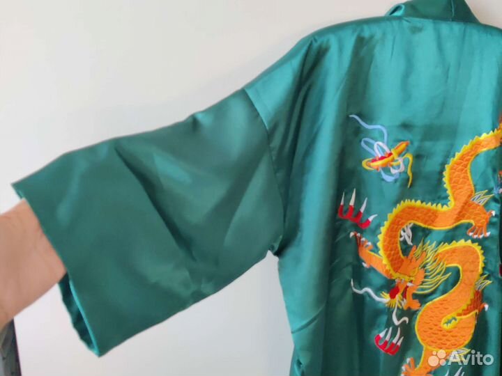 Шелковый китайский халат с драконом 48 L