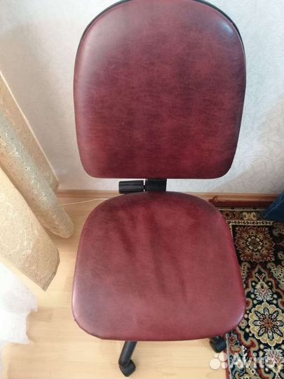 Стул компьютерный