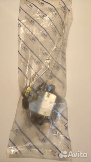 Замок багажника hyundai Getz 2003