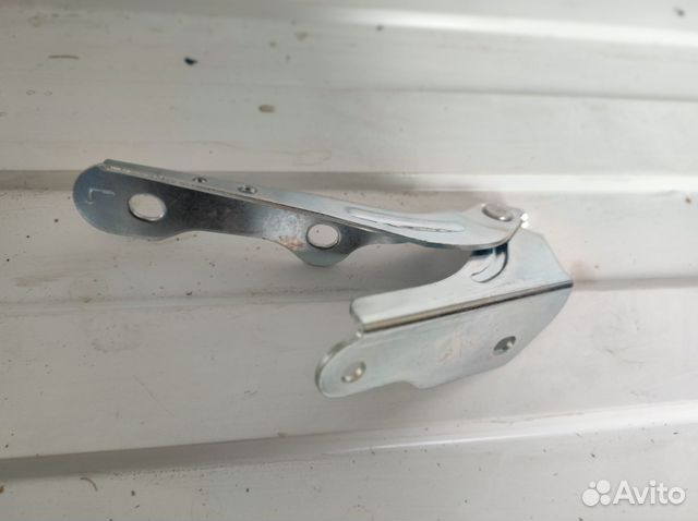 Петля капота chevrolet/daewoo lanos 97