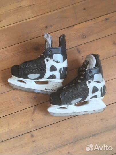 Коньки хоккейные