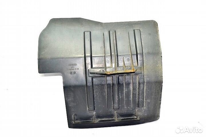 Крыло переднего моста, переднее правое iveco Stral