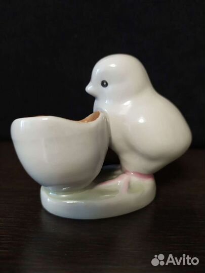 Статуэтка / Подставка под яйцо / Цыпленок Дулево