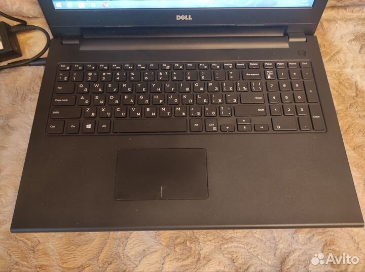 Ноутбук dell inspiron 15