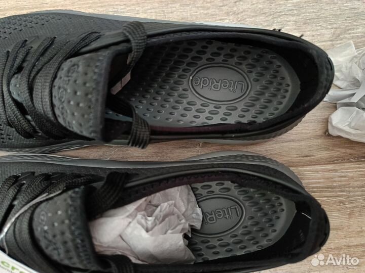 Кроссовки Crocs M8 W10, новые оригинал 40-41