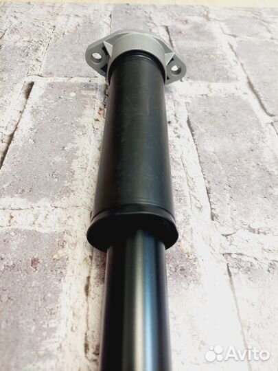 Задний амортизатор Mercedes C W205 без ADS