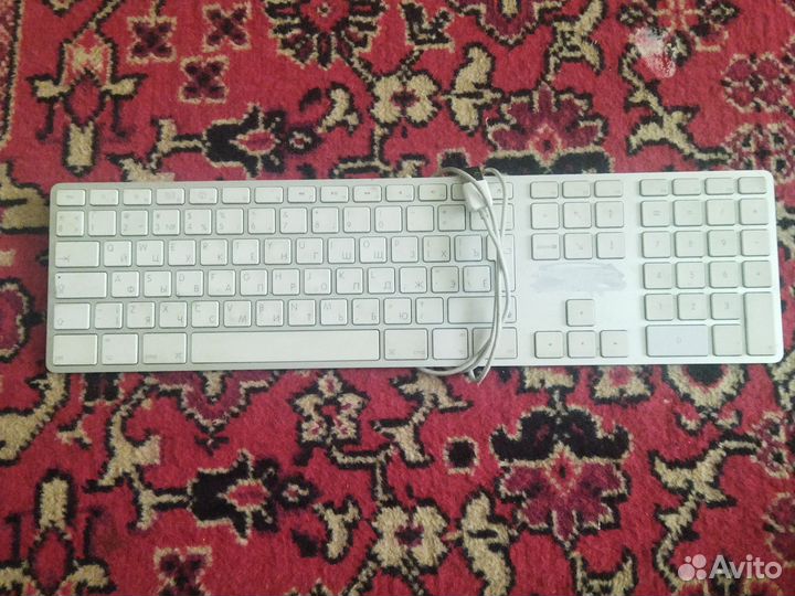 Клавиатура Apple