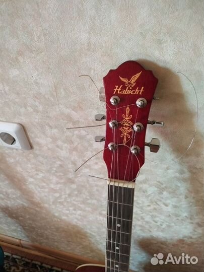 Гитара с чехлом