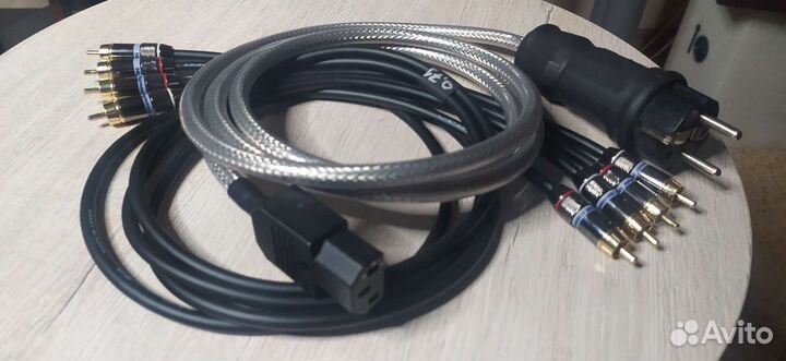 Два немецких силовых кабеля