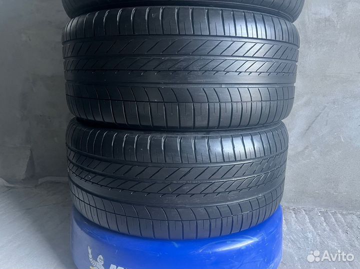 Goodyear Eagle F1 Asymmetric 255/50 R19 и 285/45 R19 111W