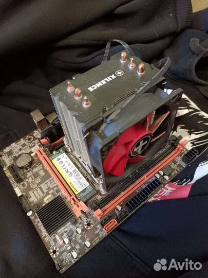 Материнская плата с процессором i5 2666 v3