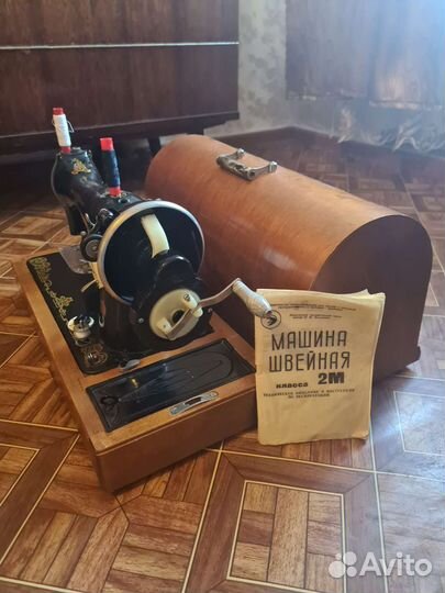 Швейная машинка подольск 2М