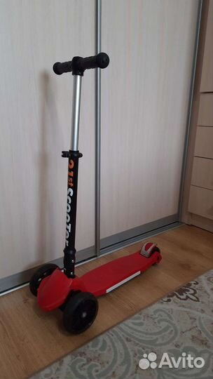 Самокат детский трехколесный