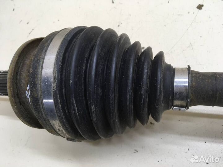 Привод левый передний Toyota RAV4