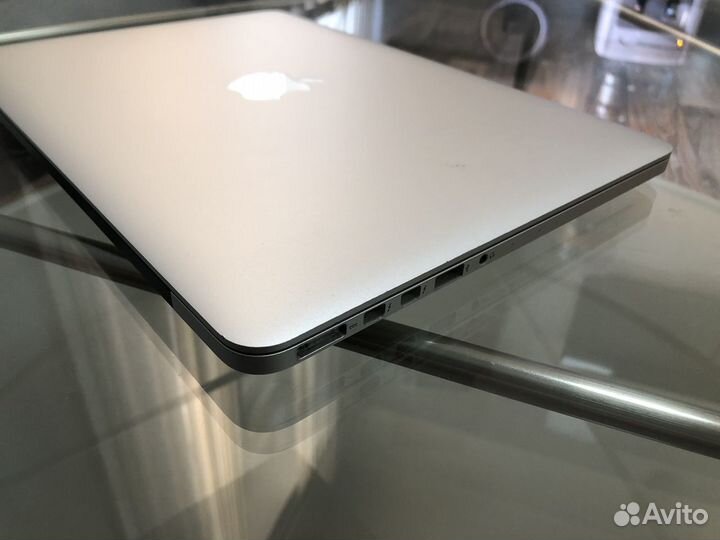 Macbook Pro 13 2015\Акб 100%