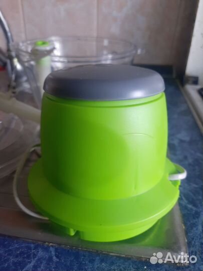 Измельчитель овощей и фруктов электрический