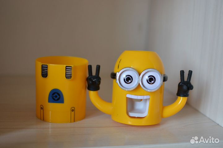 Держатель для зубных щеток и дозатор пасты Миньон