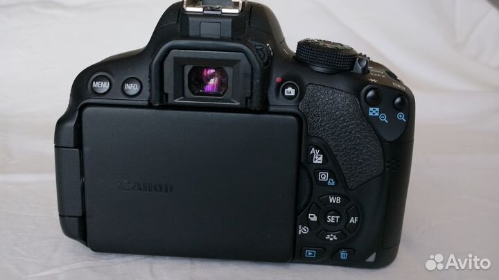 Камера Canon 700D